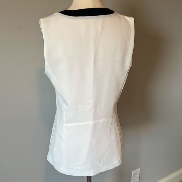 Emerson Rose sz S sleeveless V-neck blouse classic black white - Picture 4 of 7